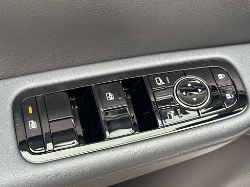 New 2026 Nissan Leaf SV+ image 13