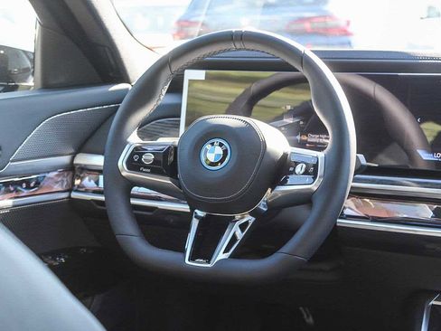 New 2026 BMW i7 eDrive50 w/ M Sport Package image 36
