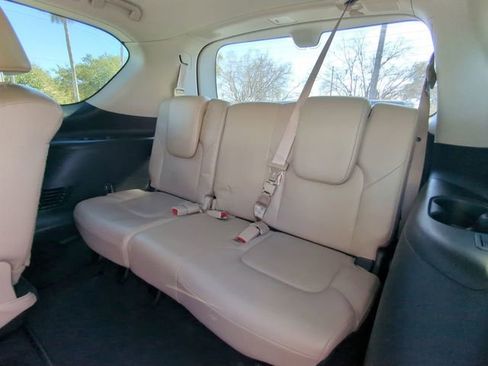 Used 2018 Nissan Armada Platinum image 16