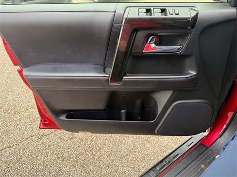 Used 2024 Toyota 4Runner TRD Off-Road Premium image 21