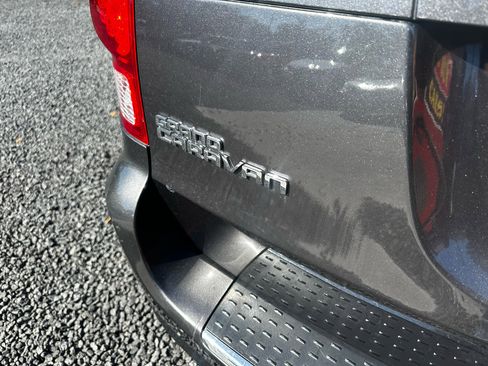 Used 2018 Dodge Grand Caravan GT image 6