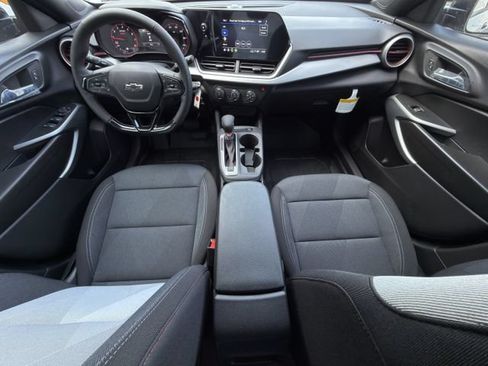 New 2026 Chevrolet Trax RS w/ Sunroof Package FWD image 10