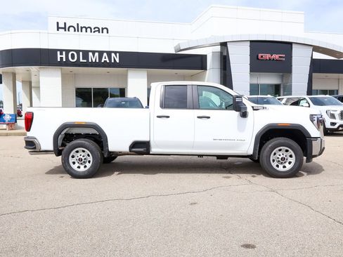 New 2026 GMC Sierra 3500 Pro w/ Convenience Package AWD/4WD image 2