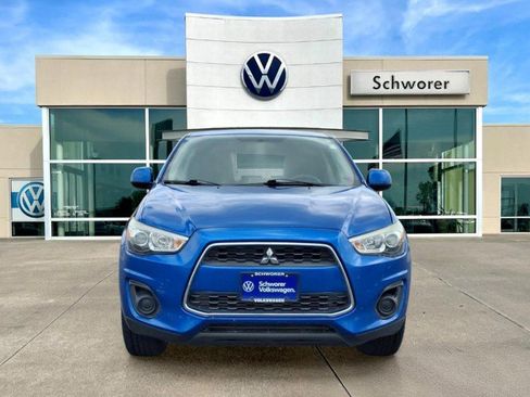 Used 2015 Mitsubishi Outlander Sport ES FWD image 3