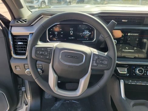 New 2026 GMC Sierra 2500 Denali w/ Denali Reserve Package image 16