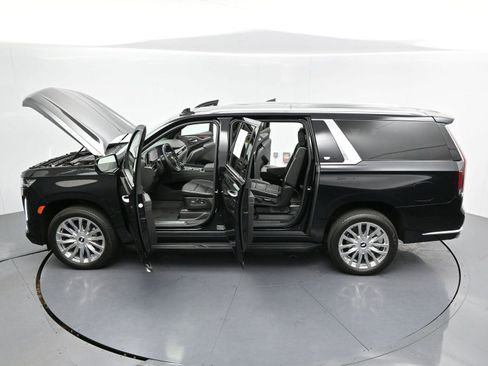 Certified 2024 Cadillac Escalade ESV Premium Luxury AWD/4WD image 41
