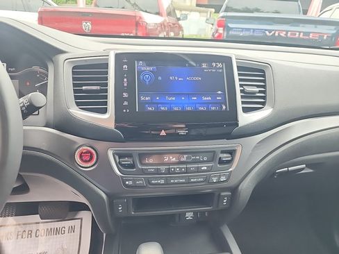 Used 2018 Honda Pilot EX-L image 15