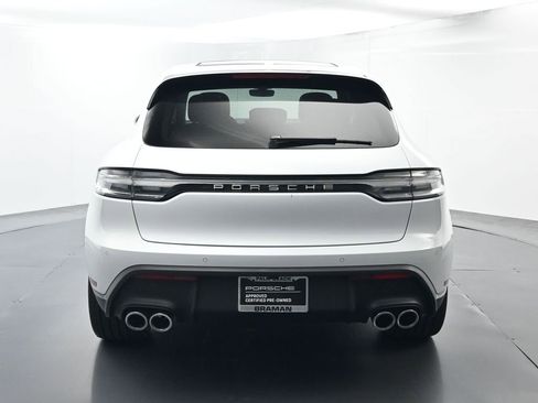 Certified 2025 Porsche Macan AWD/4WD image 13
