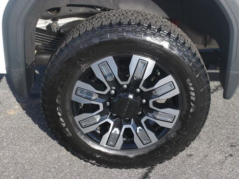 Used 2024 GMC Sierra 2500 Denali w/ Denali Reserve Package image 42