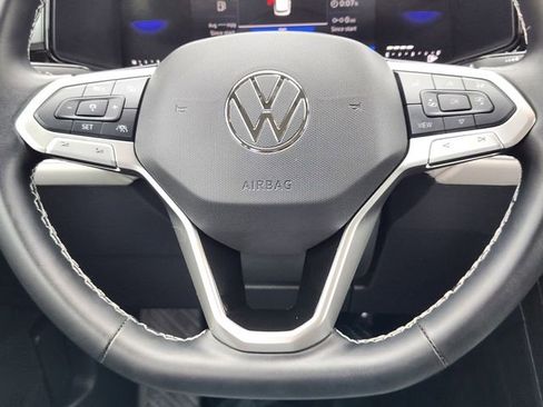 Certified 2025 Volkswagen Taos S image 26