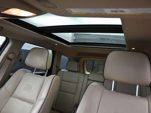 Used 2017 Jeep Grand Cherokee Overland image 16