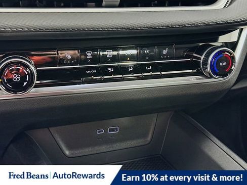 New 2026 Chevrolet Equinox LT AWD/4WD image 13