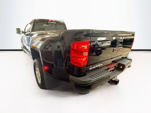 Used 2017 GMC Sierra 3500 Denali w/ Duramax Plus Package AWD/4WD image 8