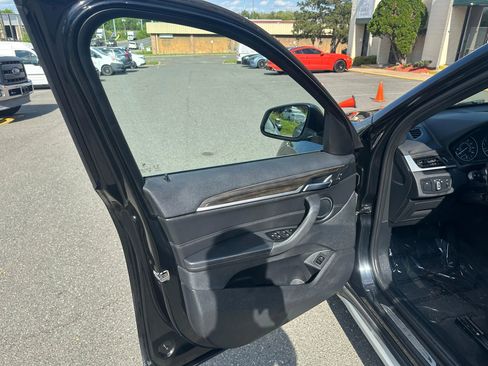 Used 2018 BMW X1 xDrive28i AWD/4WD image 14