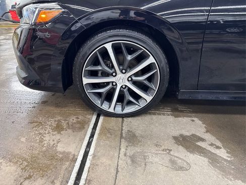 Used 2023 Honda Civic Touring image 12