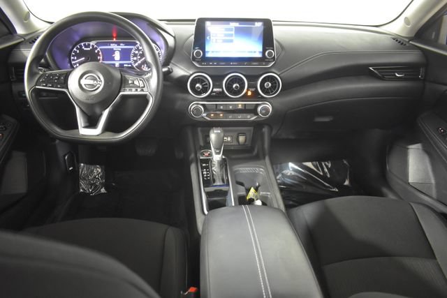 Used 2025 Nissan Sentra SV FWD image 26