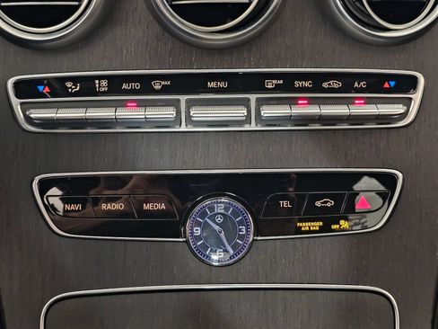 Used 2019 Mercedes-Benz C 300 4MATIC Sedan image 12