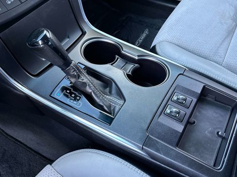 Used 2017 Toyota Camry XSE image 22