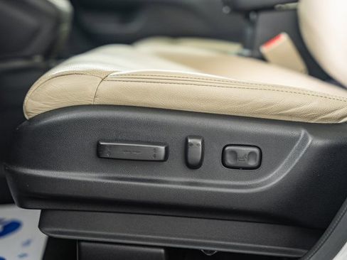 Used 2015 Honda CR-V Touring image 38