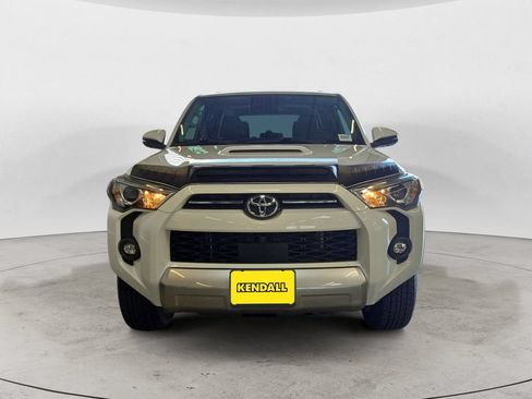 Used 2024 Toyota 4Runner TRD Off-Road Premium w/ Off Road Premium Plus Package AWD/4WD image 2