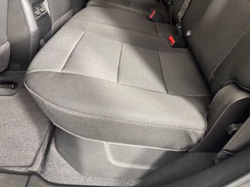 Used 2025 Chevrolet Colorado Trail Boss AWD/4WD image 26