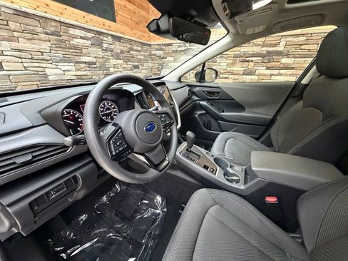 Used 2024 Subaru Crosstrek 2.0i Premium image 10