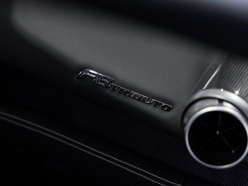 Used 2020 Ferrari F8 Tributo image 39