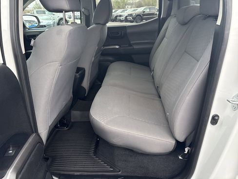 Used 2021 Toyota Tacoma SR5 image 17