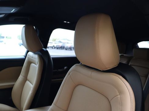 Used 2023 Lincoln Corsair Reserve FWD image 34
