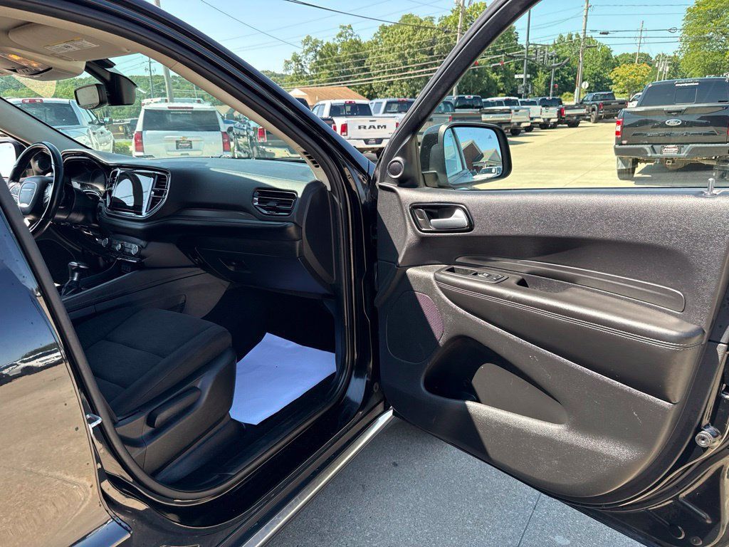 Used 2021 Dodge Durango SXT AWD/4WD image 40