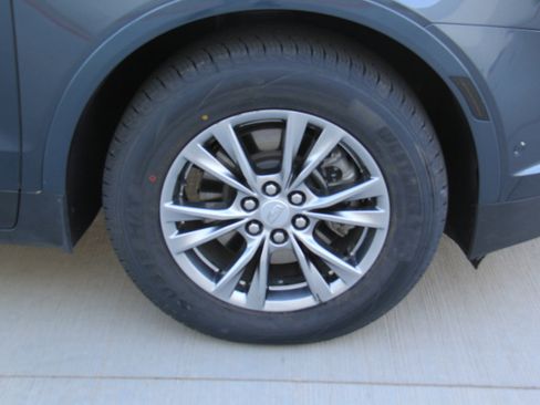 Used 2021 Cadillac XT5 Premium Luxury image 31