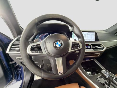Used 2022 BMW X5 xDrive40i w/ M Sport Package AWD/4WD image 12