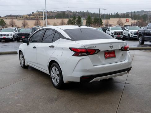 Used 2023 Nissan Versa S w/ Trunk Package image 5