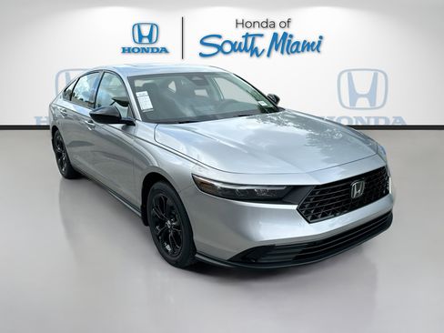 New 2025 Honda Accord SE image 1