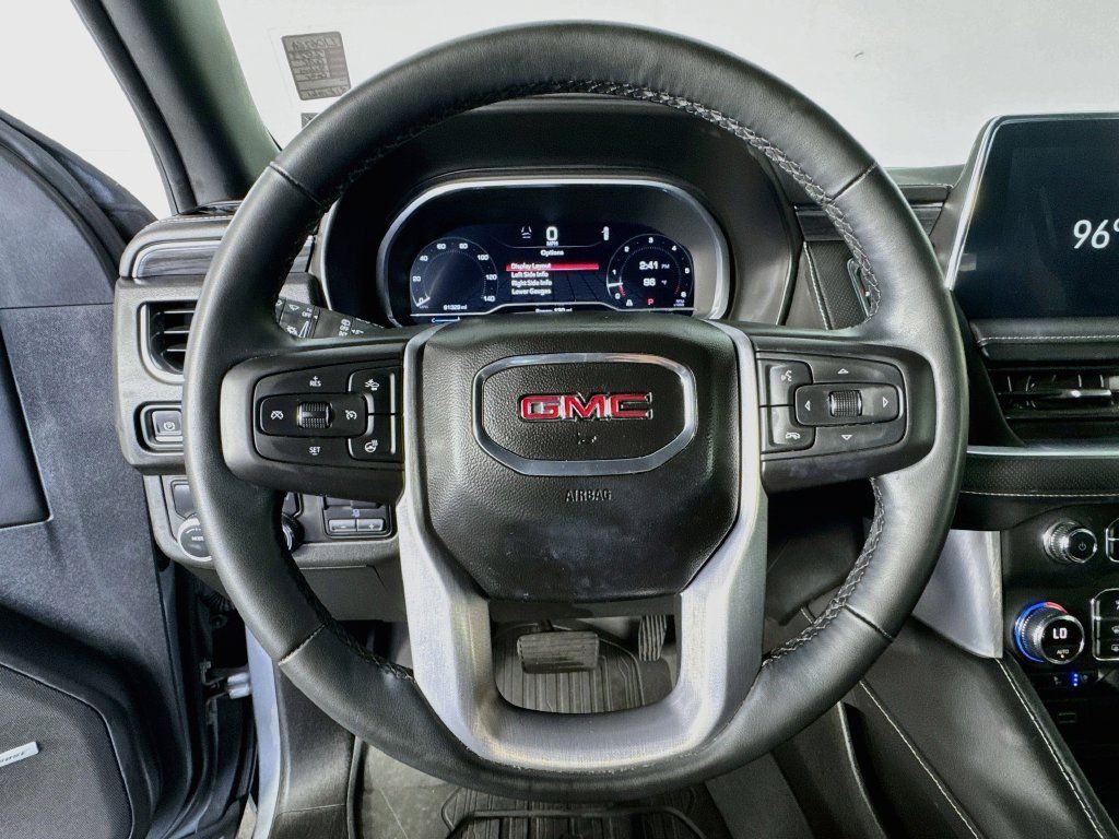 Used 2023 GMC Yukon SLT w/ SLT Premium Package RWD image 11