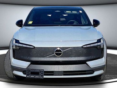 Used 2026 Volvo EX30 Cross Country Ultra w/ Protection Package Premier image 2