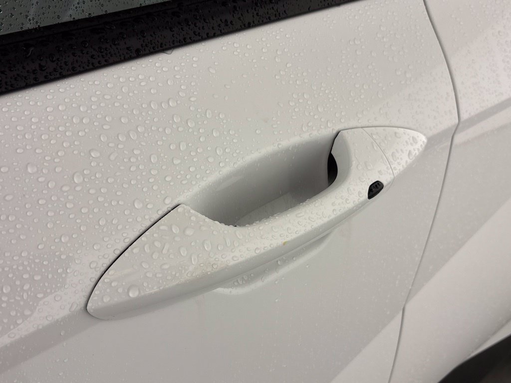 Used 2025 Hyundai Kona SEL FWD image 12