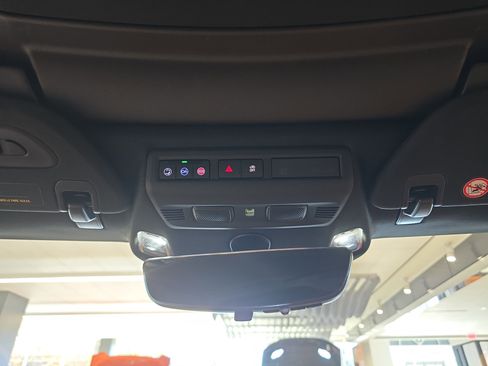 Used 2023 Chevrolet Corvette Stingray Preferred Cpe w/ 2LT image 17