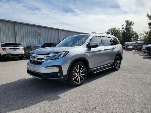 Used 2019 Honda Pilot Touring image 2