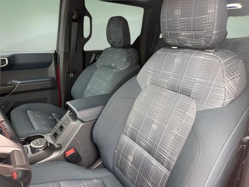 Used 2024 Ford Bronco Heritage Edition image 11