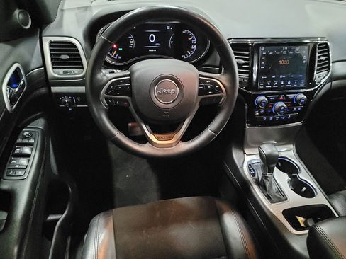 Used 2019 Jeep Grand Cherokee Altitude AWD/4WD image 22