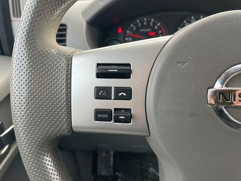 Used 2017 Nissan Frontier SV image 19