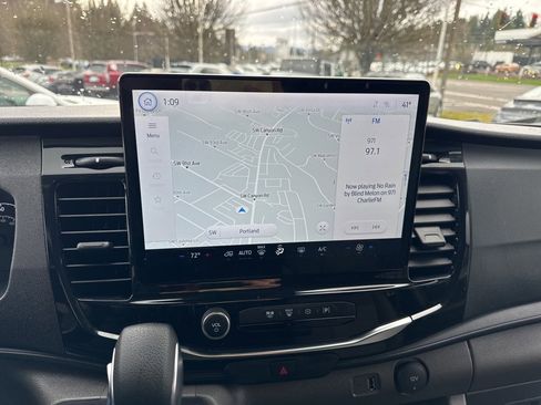 Used 2024 Ford Transit 350 XLT image 6