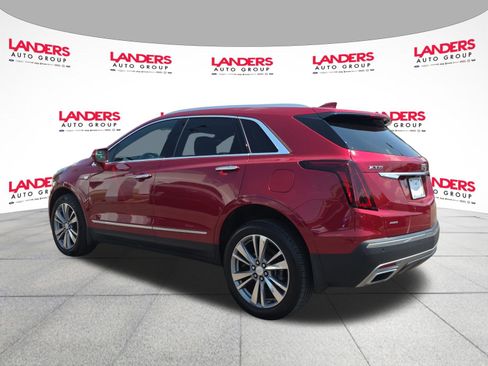Used 2020 Cadillac XT5 Premium Luxury w/ LPO, Floor Liner Package AWD/4WD image 5