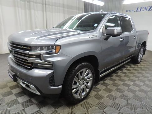 Used 2019 Chevrolet Silverado 1500 High Country w/ High Country Premium Package AWD/4WD image 7