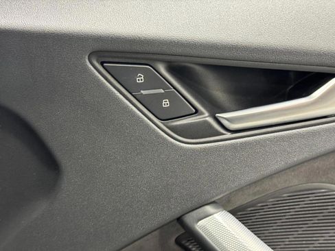 Used 2018 Audi TT 2.0T w/ Technology Package image 17