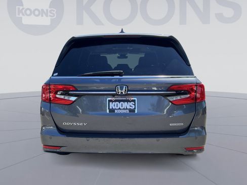 Used 2024 Honda Odyssey Touring image 5