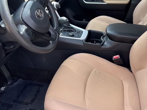 Used 2025 Toyota RAV4 LE AWD/4WD image 15
