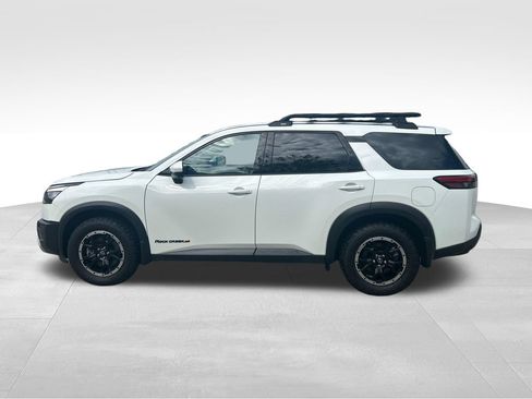 Used 2025 Nissan Pathfinder Rock Creek AWD/4WD image 2