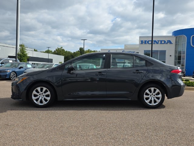 Used 2024 Toyota Corolla LE FWD image 6